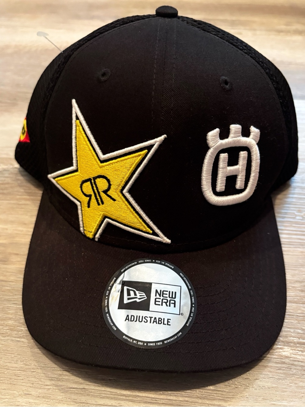 NEW ROCKSTAR ENERGY HUSQVARNA ATHLETE SNAPBACK